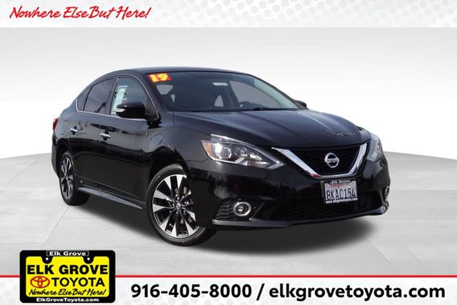 Used 2019 Nissan Sentra SR w/ Exterior Package image 1