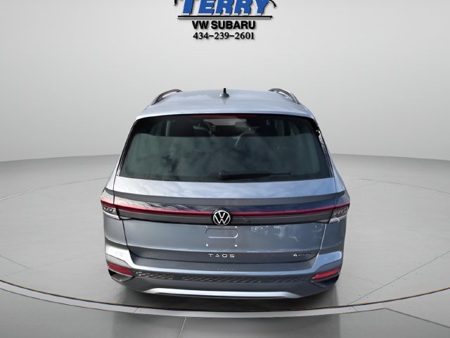 Certified 2025 Volkswagen Taos S AWD/4WD image 3