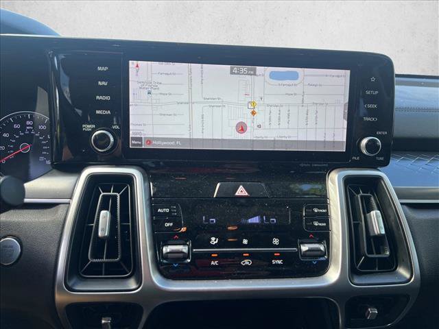 Used 2022 Kia Sorento S FWD image 13