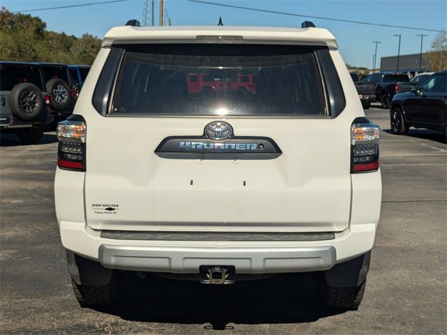 Used 2019 Toyota 4Runner TRD Off-Road Premium image 6