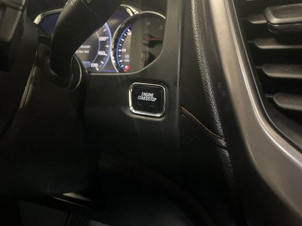 Used 2021 GMC Acadia AT4 w/ GMC Pro Grade Package image 11