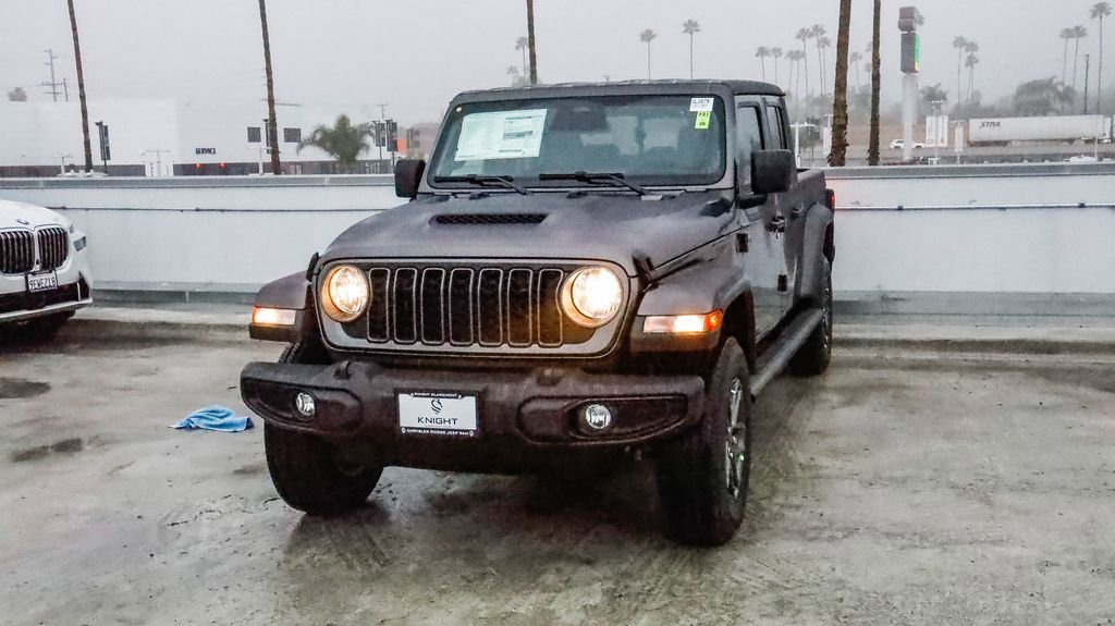 New 2026 Jeep Gladiator Sport image 4