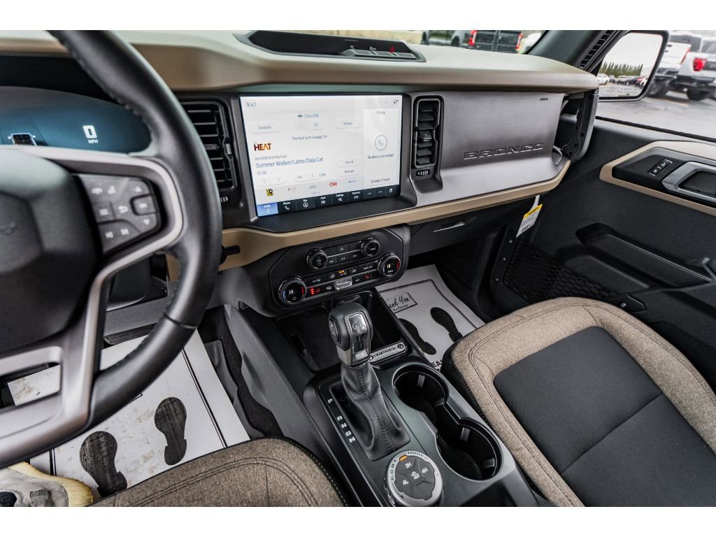 Used 2025 Ford Bronco Big Bend image 14