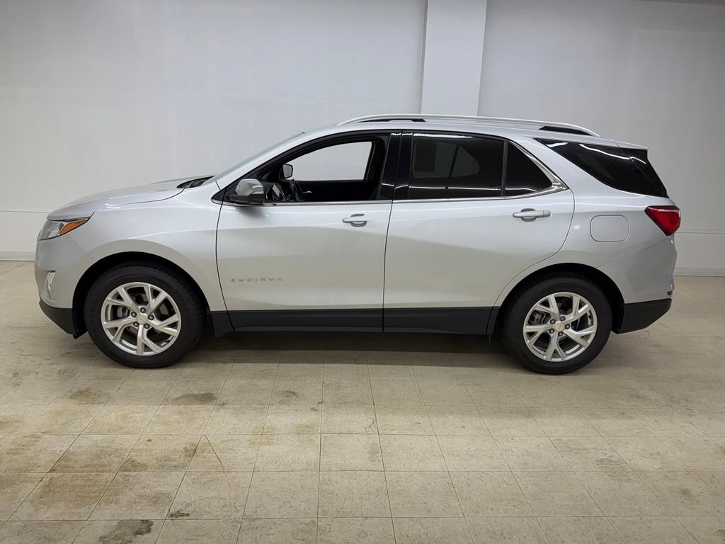 Used 2021 Chevrolet Equinox Premier AWD/4WD image 2