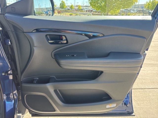 Used 2023 Honda Passport Elite image 17