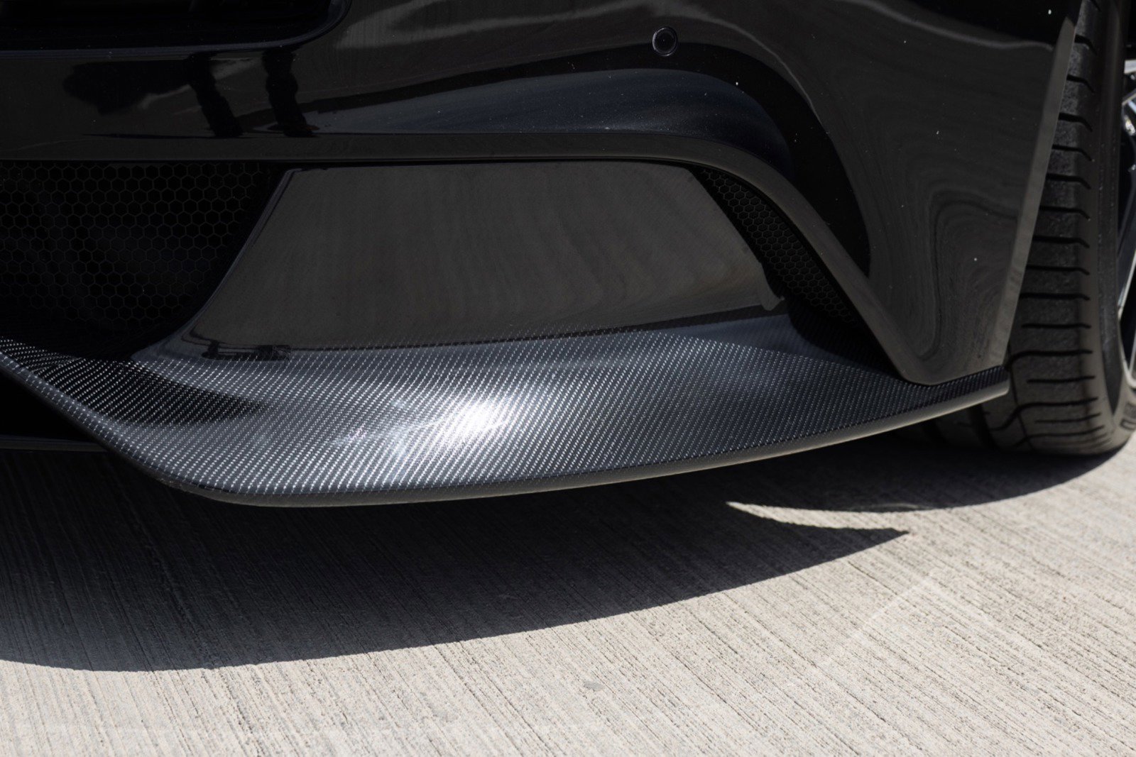 Used 2015 Aston Martin Vanquish Volante RWD image 24