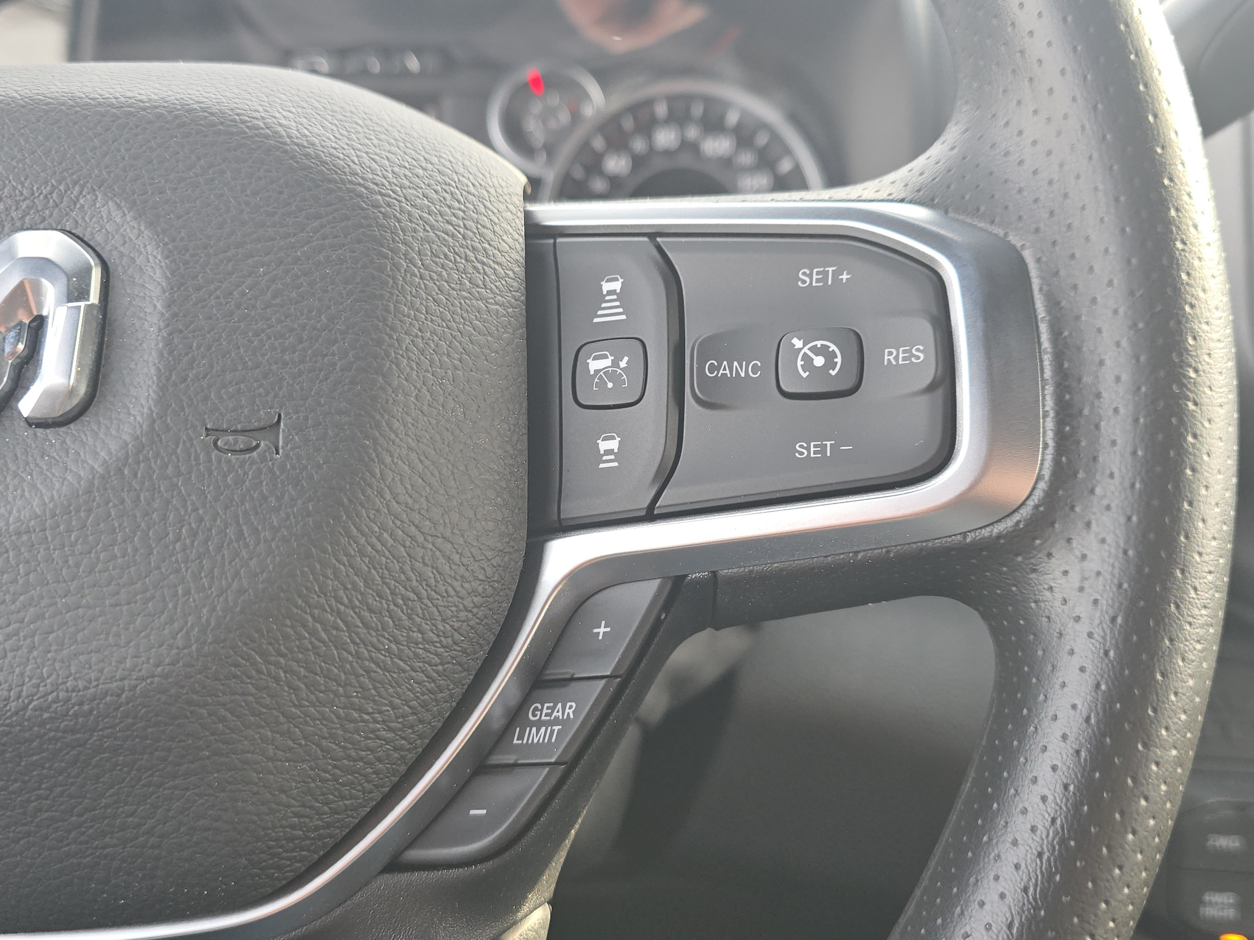 New 2026 RAM 5500 Tradesman w/ Chrome Appearance Group AWD/4WD image 29