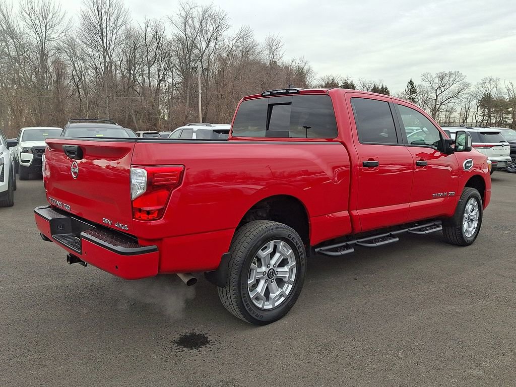 Certified 2024 Nissan Titan SV w/ SV Convenience Package image 6