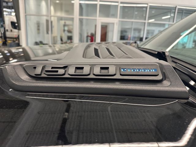 Used 2026 RAM 1500 Laramie w/ Night Edition image 24