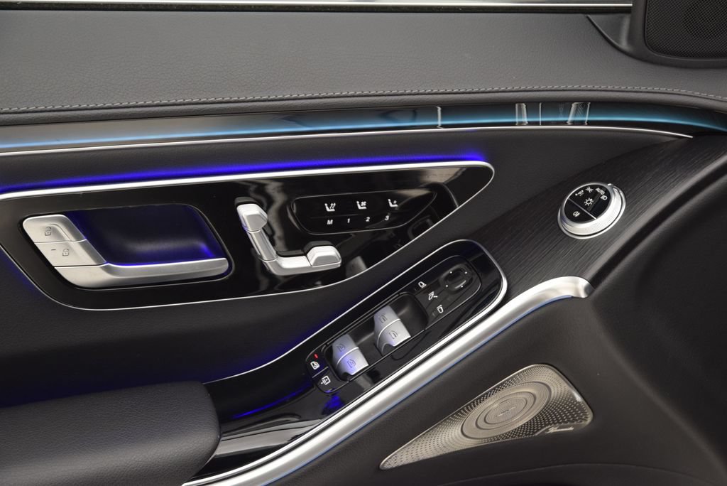 Certified 2023 Mercedes-Benz S 500 4MATIC image 21