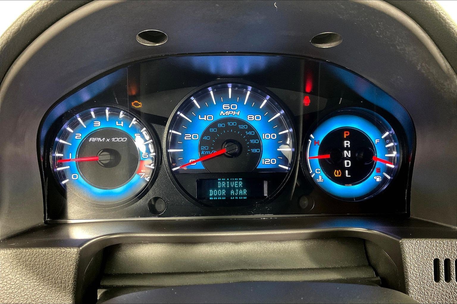 Used 2011 Ford Fusion SE w/ 202A Rapid Spec Order Code FWD image 13