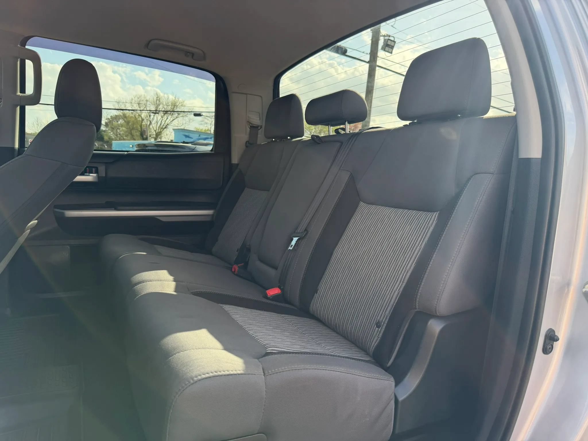 Used 2016 Toyota Tundra SR5 w/ TRD Off Road Package AWD/4WD image 19
