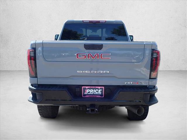 Used 2025 GMC Sierra 2500 AT4X AWD/4WD image 3