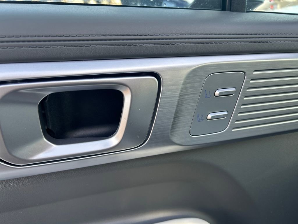 New 2026 Hyundai Santa Fe Limited image 11