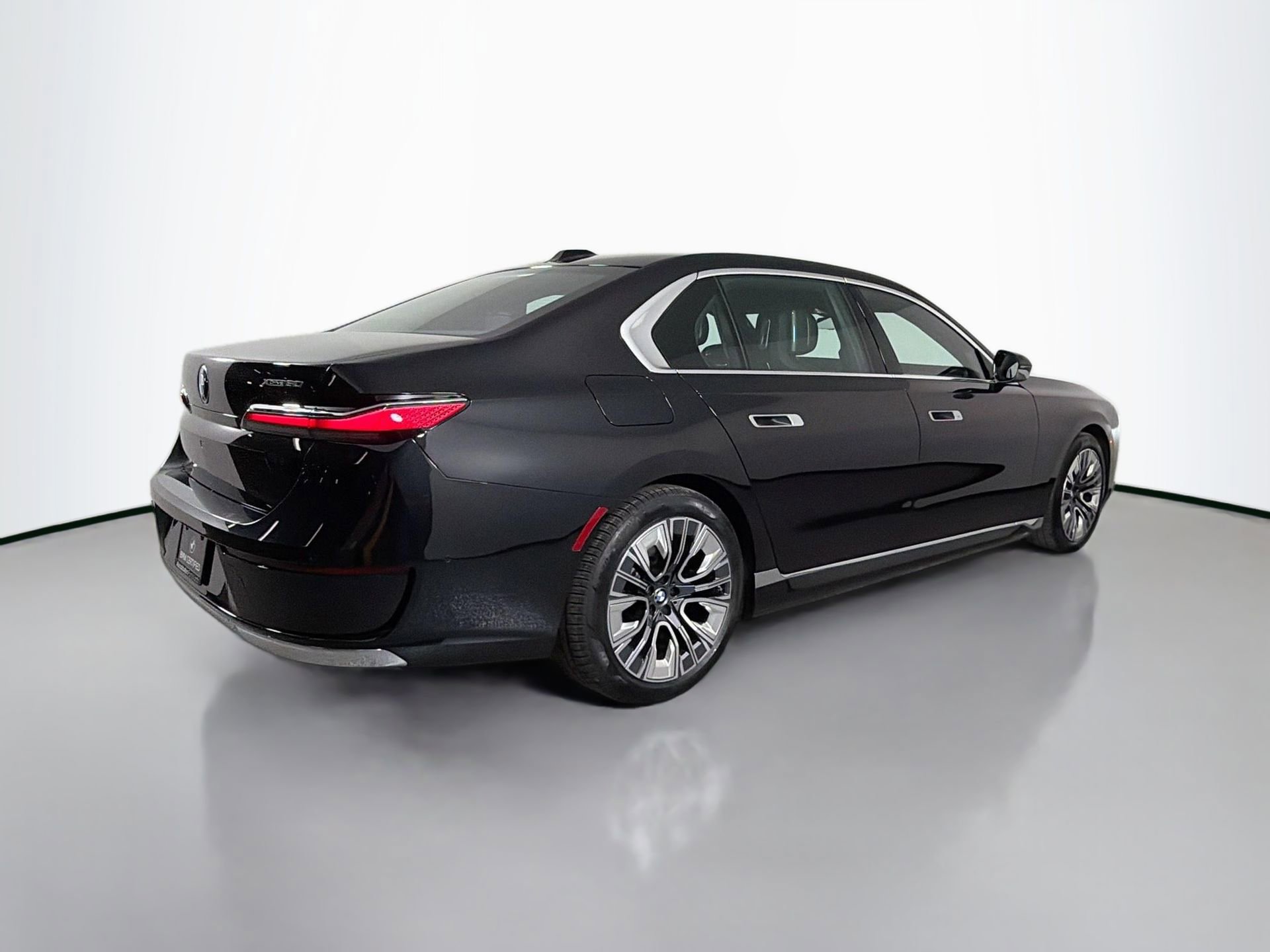 Certified 2023 BMW i7 xDrive60 image 6