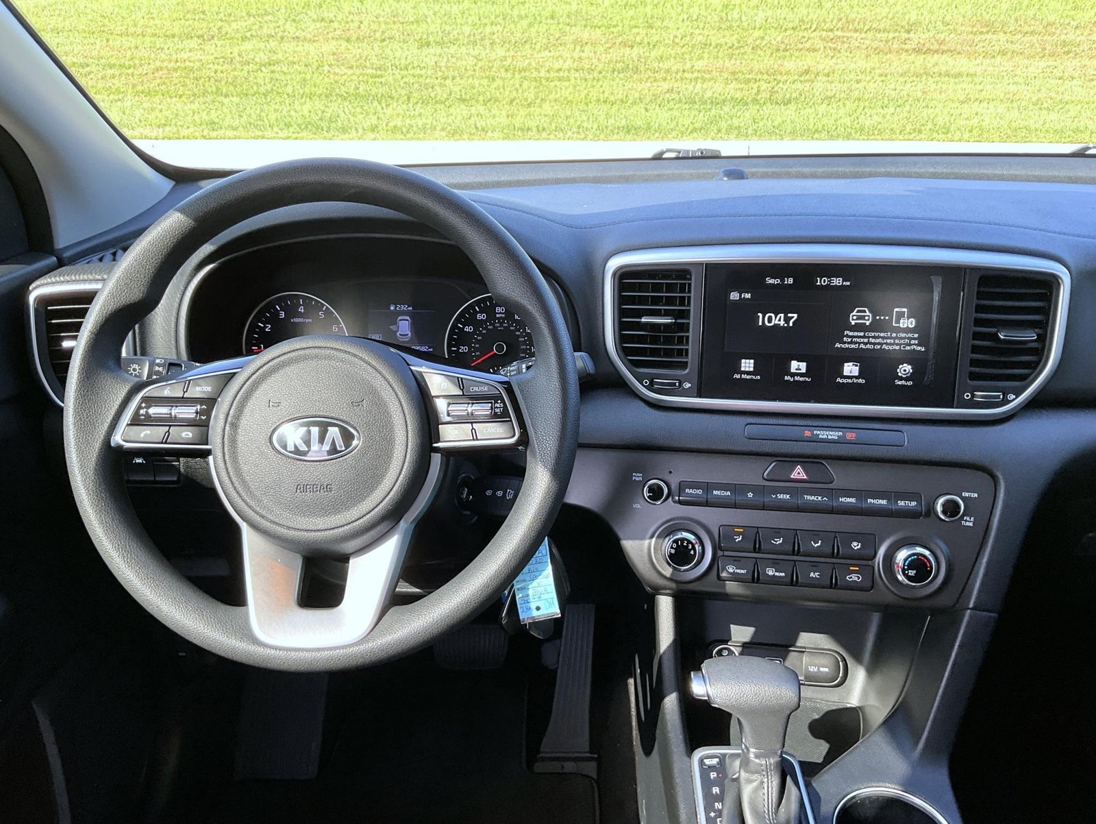 Used 2020 Kia Sportage LX AWD/4WD image 14