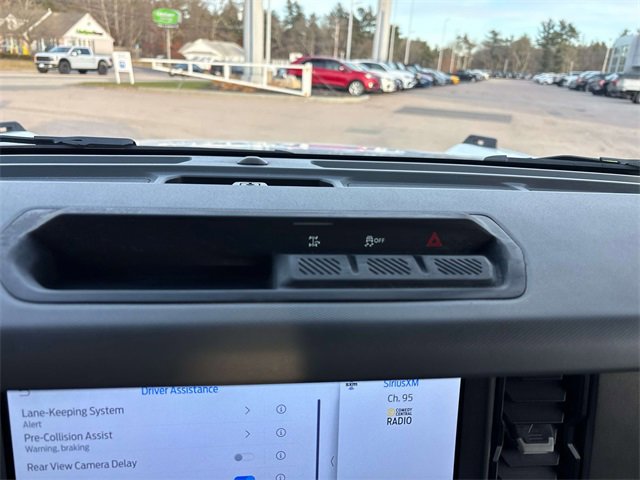 Used 2024 Ford Bronco Big Bend image 32