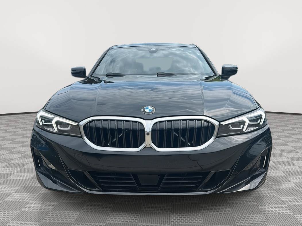 Used 2025 BMW 330i Sedan w/ Premium Package RWD image 6