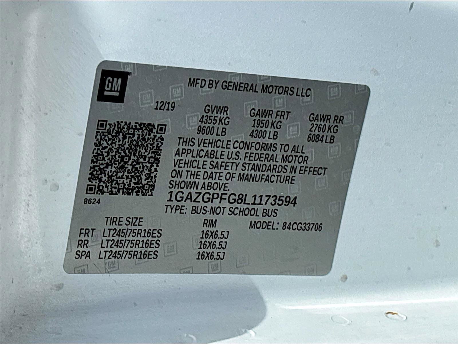 Used 2020 Chevrolet Express 3500 LT w/ LT Preferred Equipment Group image 30