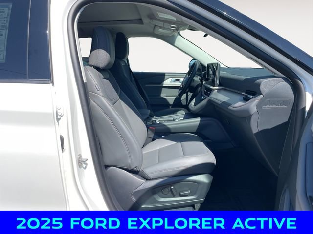 New 2025 Ford Explorer Active w/ Active Comfort Package image 15