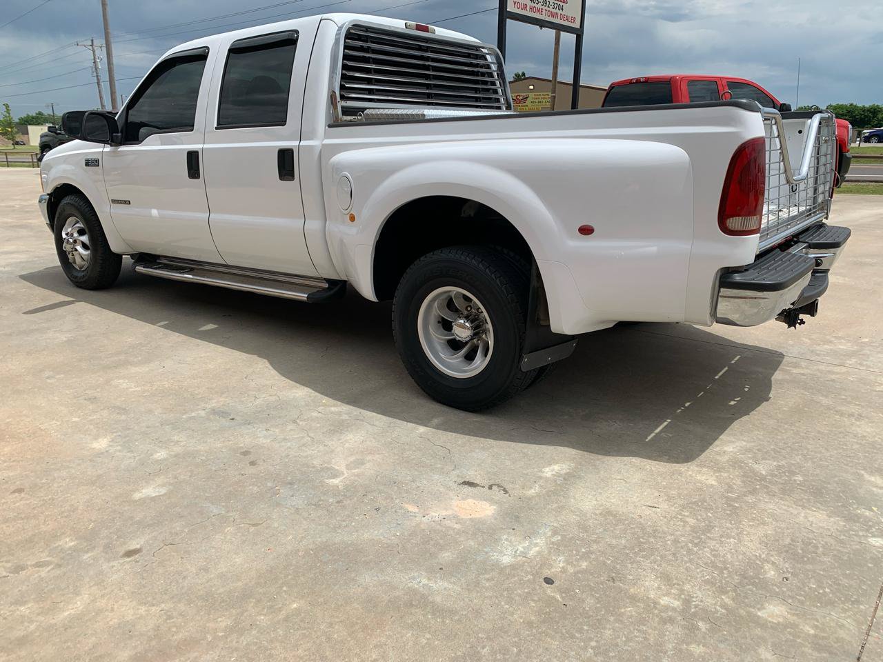 Used 2001 Ford F350 XLT RWD image 4