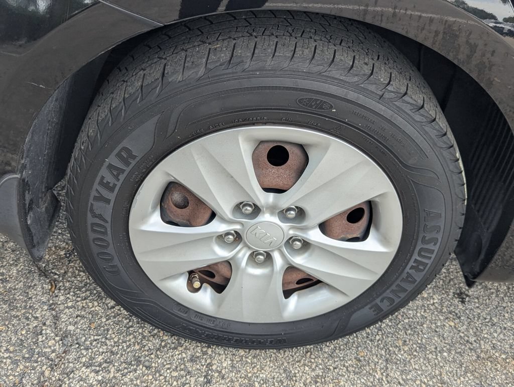 Used 2018 Kia Forte LX FWD image 16