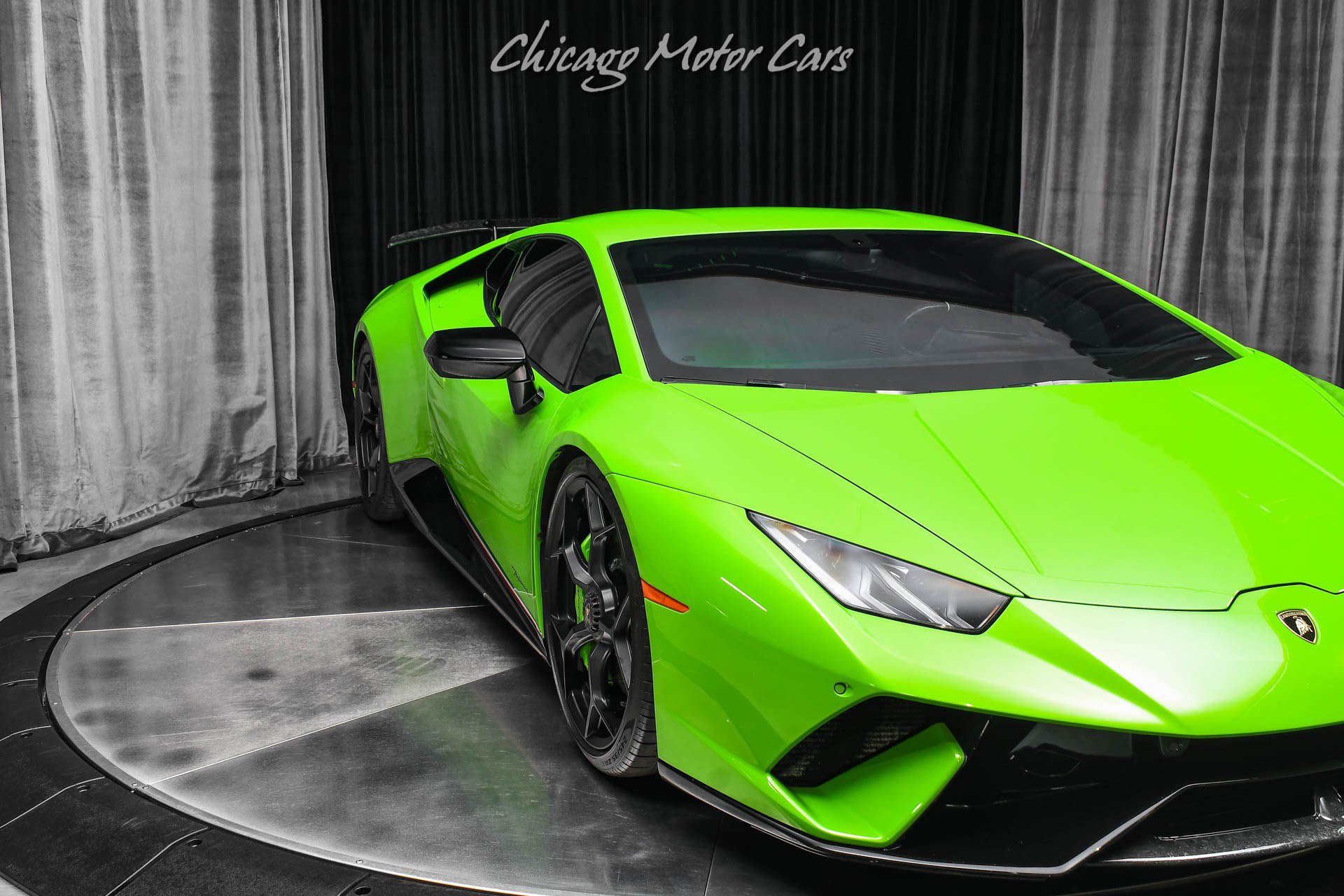Used 2018 Lamborghini Huracan Performante AWD/4WD image 43