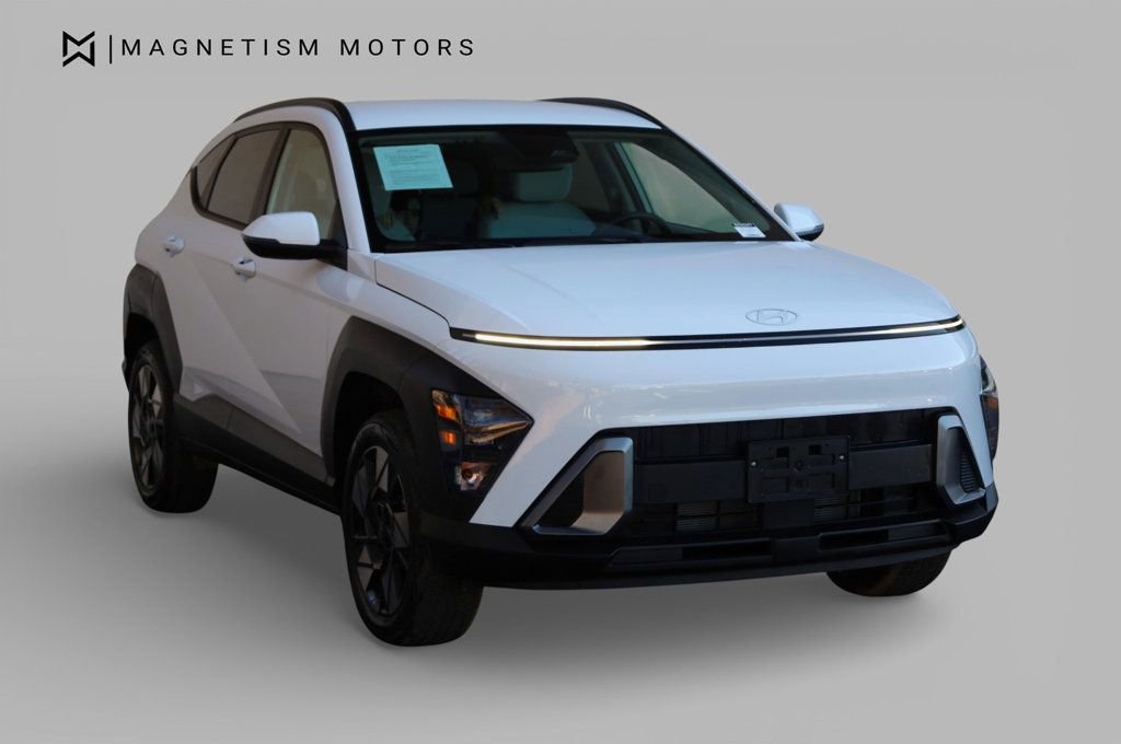 Used 2025 Hyundai Kona SEL image 4