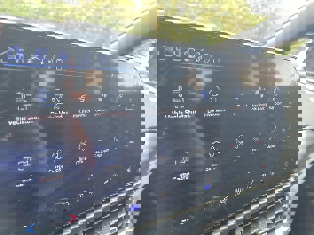 New 2026 Chevrolet Equinox EV LT image 14