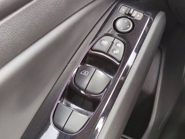 Used 2024 Nissan Altima 2.5 SR w/ SR Premium Package image 25