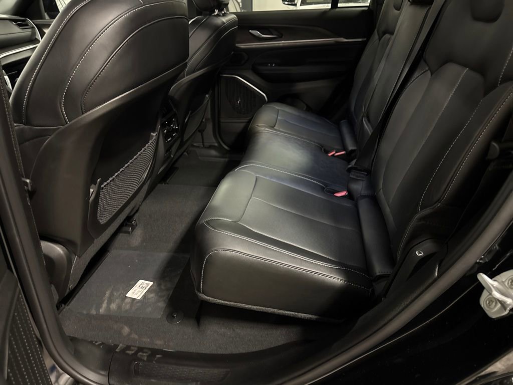 New 2026 Jeep Grand Cherokee Limited image 28