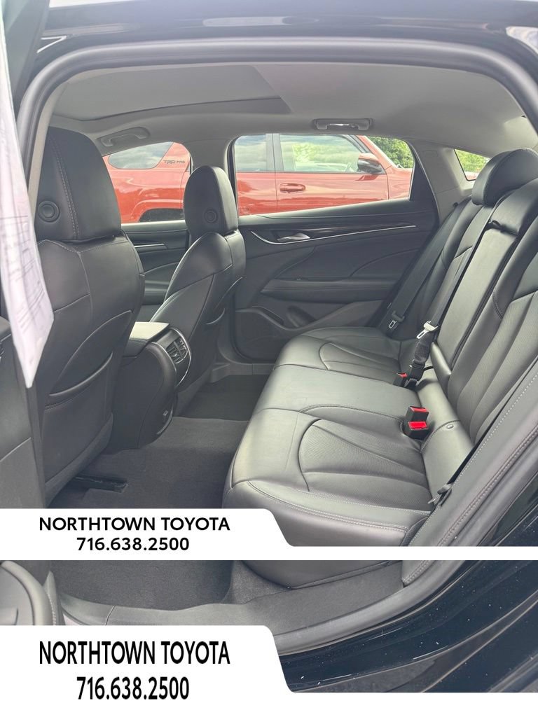 Used 2019 Buick LaCrosse Essence w/ Sun and Shade Package AWD/4WD image 13