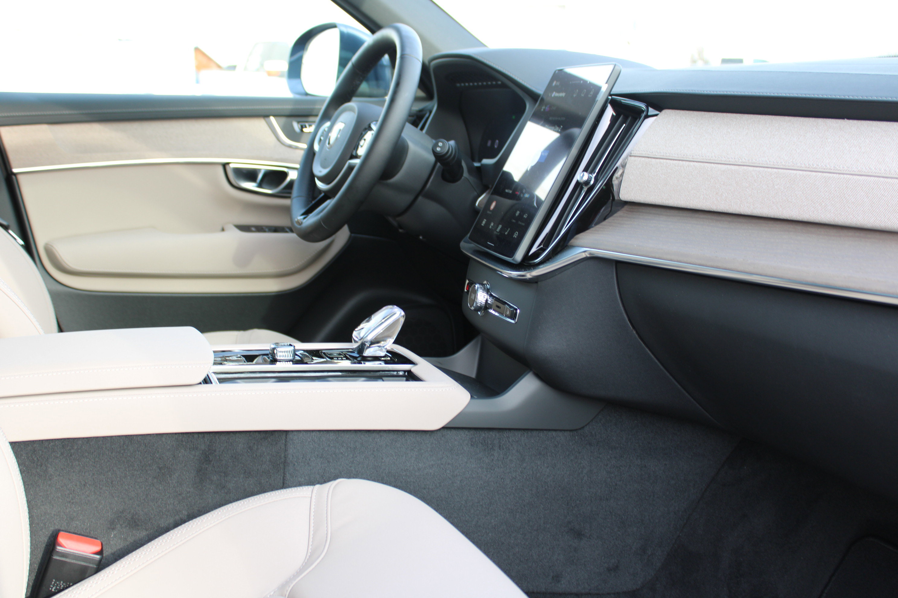 New 2026 Volvo XC90 B5 Core AWD/4WD image 53
