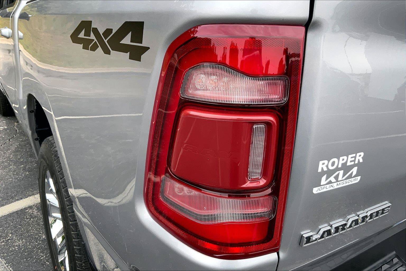 Used 2024 RAM 1500 Laramie AWD/4WD image 28