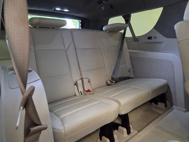 Used 2023 Cadillac Escalade ESV Sport Platinum AWD/4WD image 18