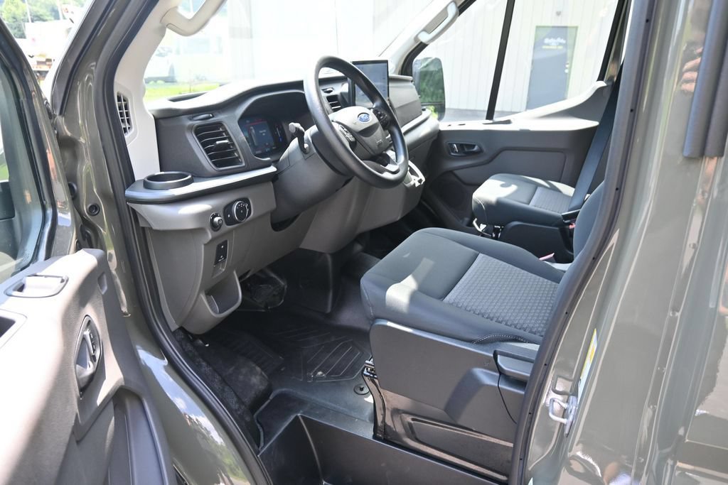 Used 2026 Ford E-Transit 148 High Roof w/ Parcel Delivery Package RWD image 15