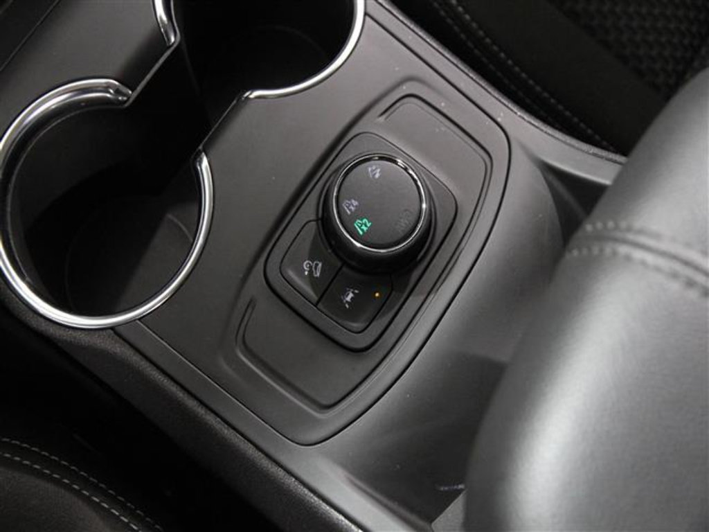Certified 2024 GMC Terrain SLE AWD/4WD image 15