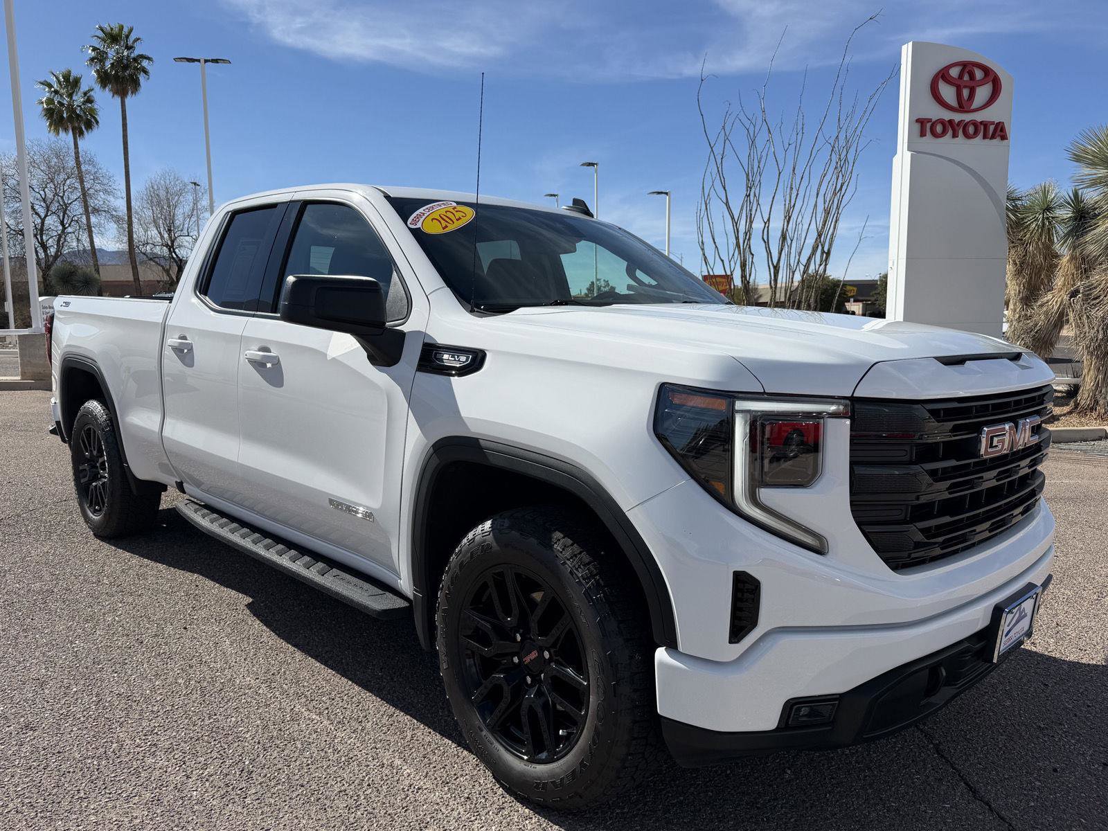 Used 2025 GMC Sierra 1500 Elevation w/ Preferred Package image 9