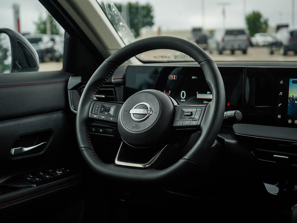 New 2026 Nissan Kicks SR w/ SR Premium Package AWD/4WD image 15