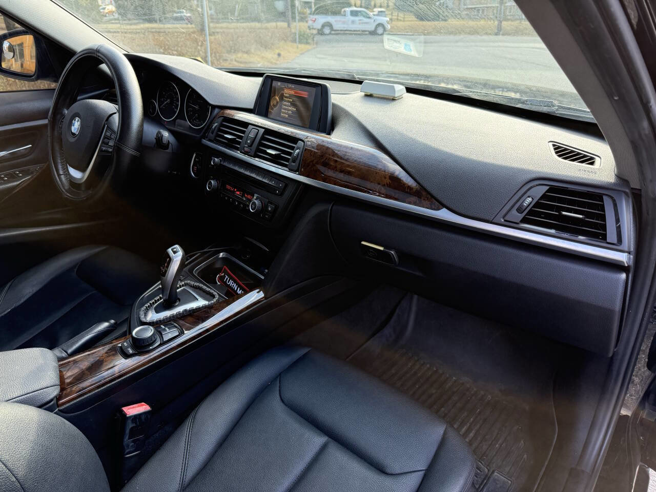 Used 2015 BMW 328i Sedan image 16