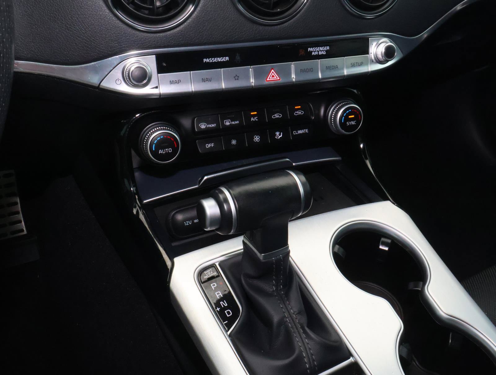 Used 2022 Kia Stinger GT1 RWD image 24