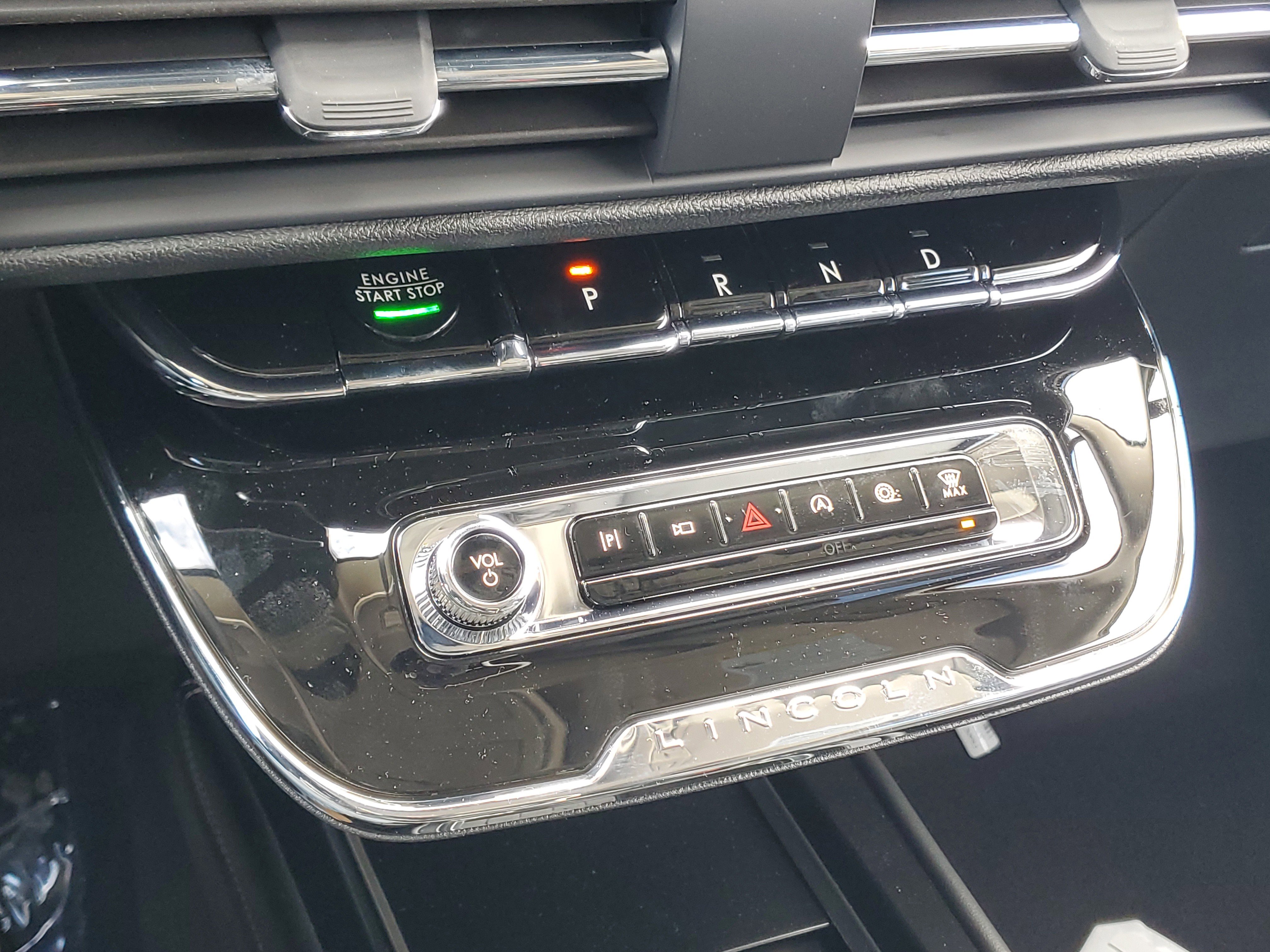 New 2026 Lincoln Corsair Premiere image 22