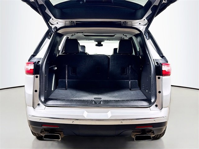 Used 2019 Chevrolet Traverse Premier w/ LPO, Blackout Package image 26