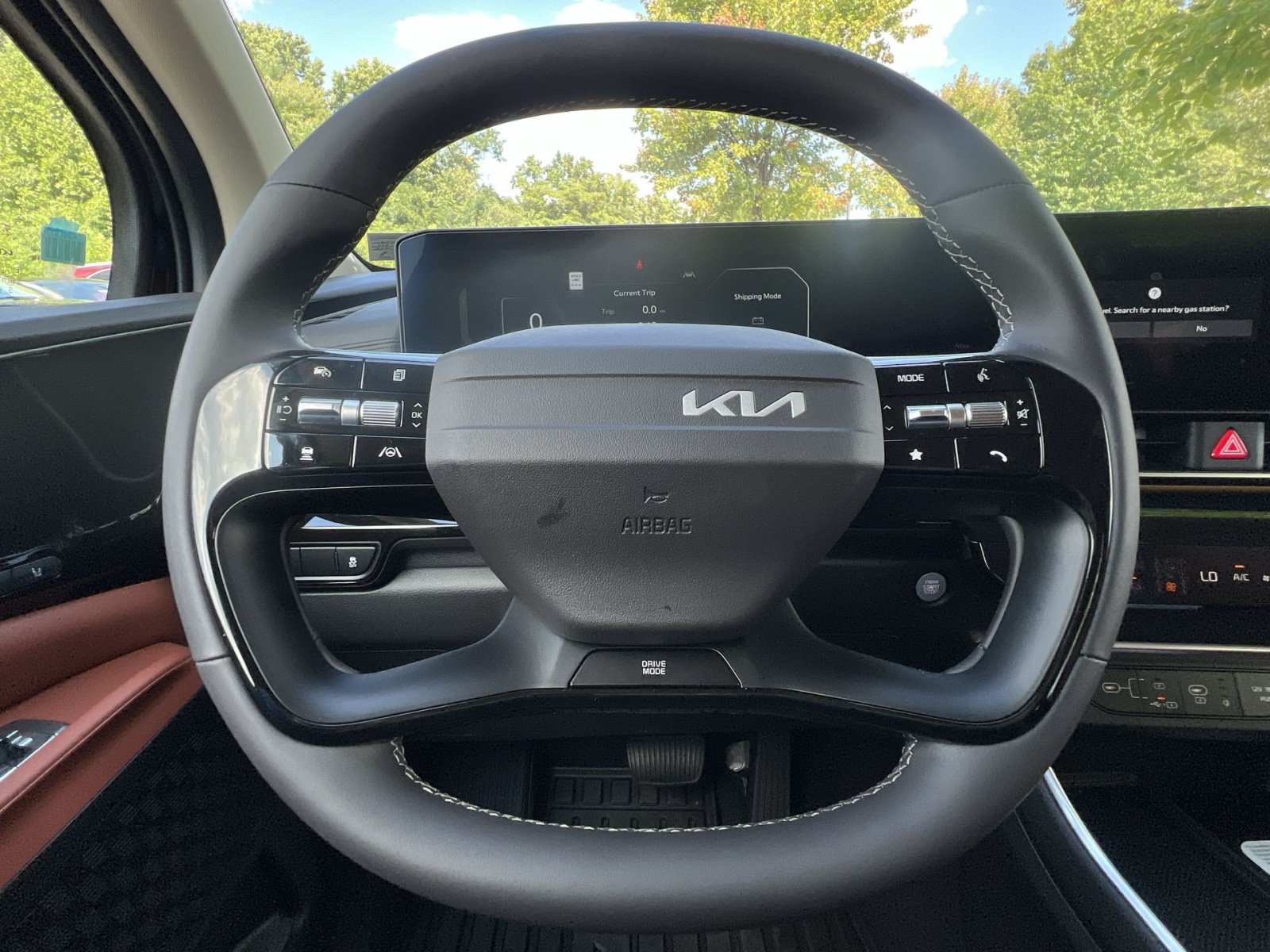 New 2027 Kia Carnival SX Prestige FWD image 24