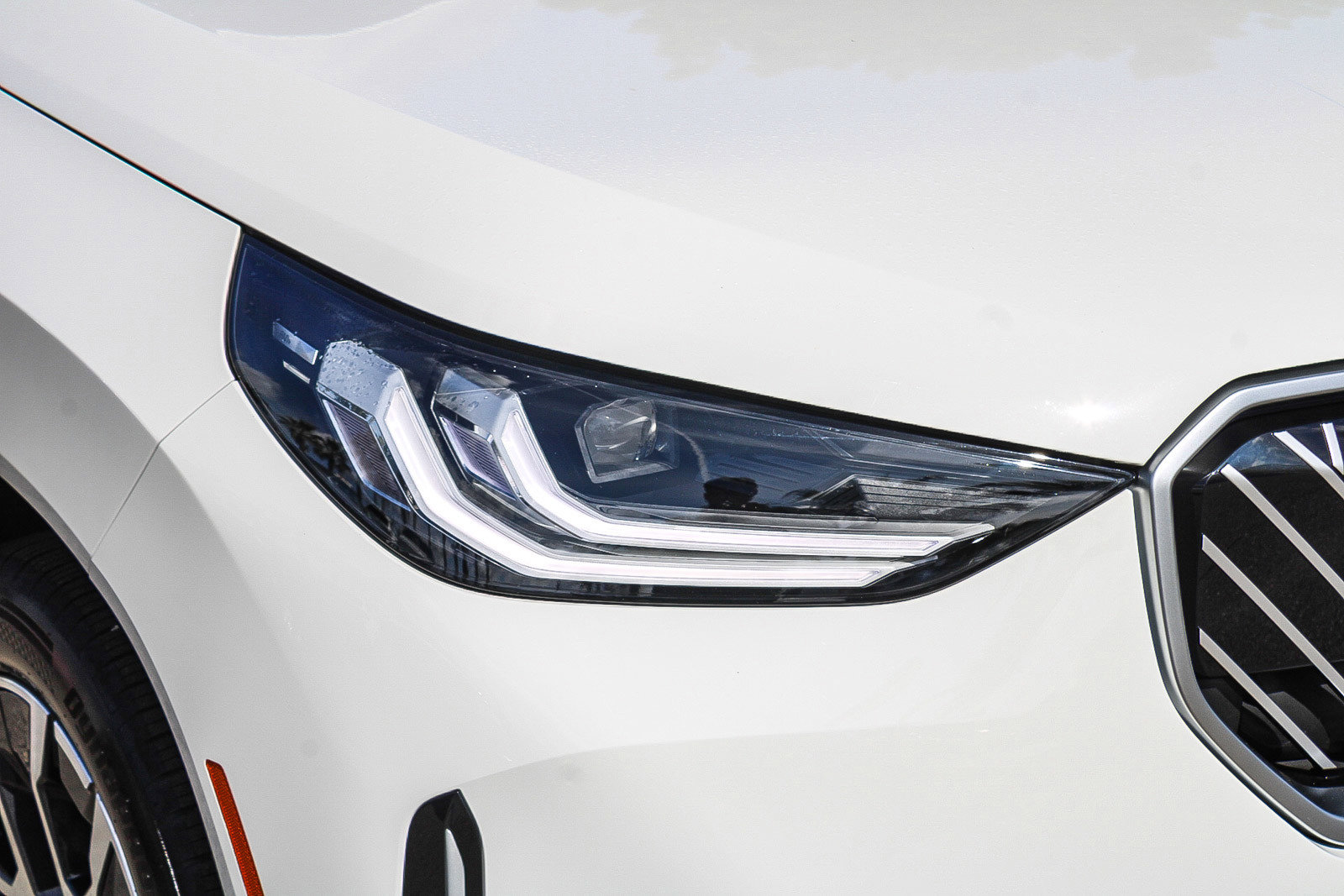 Used 2025 BMW X3 xDrive30i AWD/4WD image 8