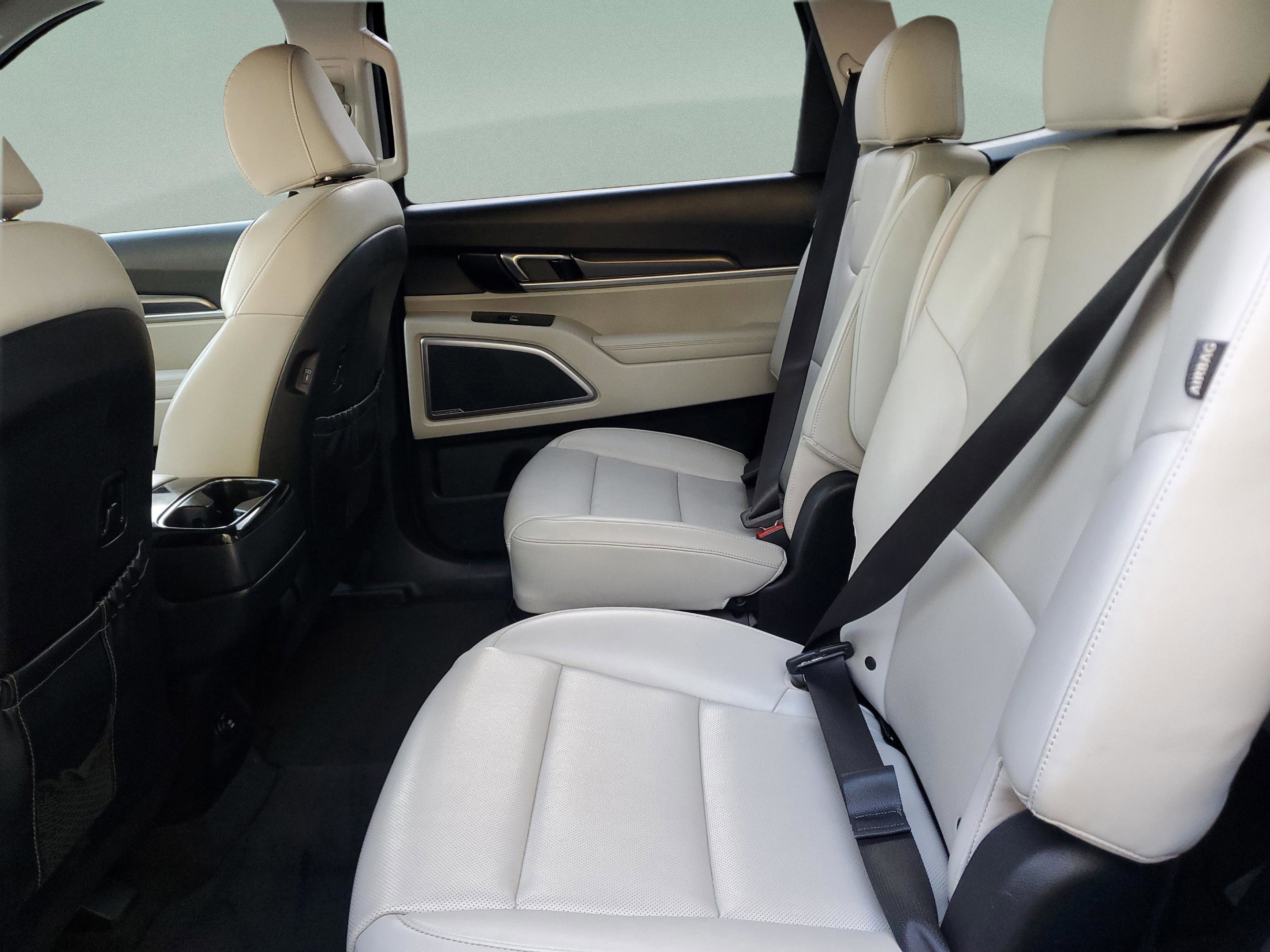 Certified 2023 Kia Telluride S image 7