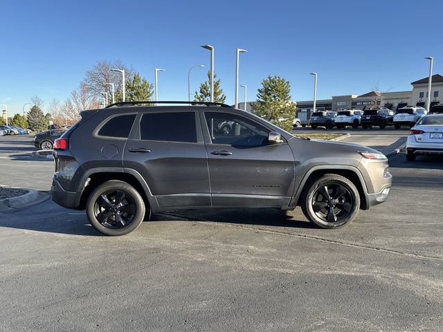 Used 2016 Jeep Cherokee Latitude w/ Cold Weather Group image 2
