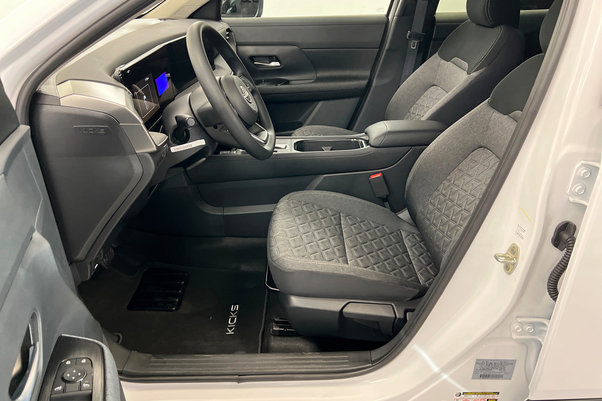 New 2026 Nissan Kicks SV w/ Cold Weather Package FWD image 17