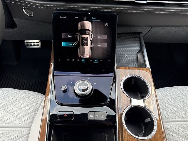 New 2025 Cadillac Escalade Sport Platinum w/ LPO, ONYX Package image 14