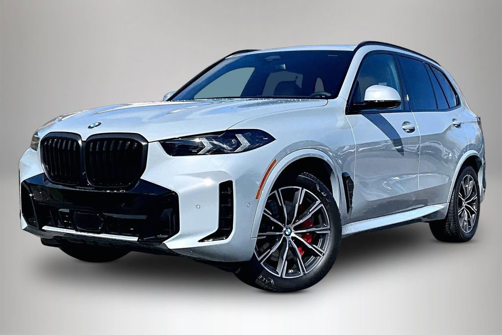 New 2026 BMW X5 xDrive40i w/ M Sport Package AWD/4WD image 2